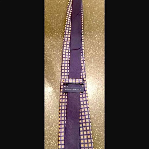 TOMMY HILFIGER Silk Navy Blue/Gold Square Tie EUC - Picture 4 of 5